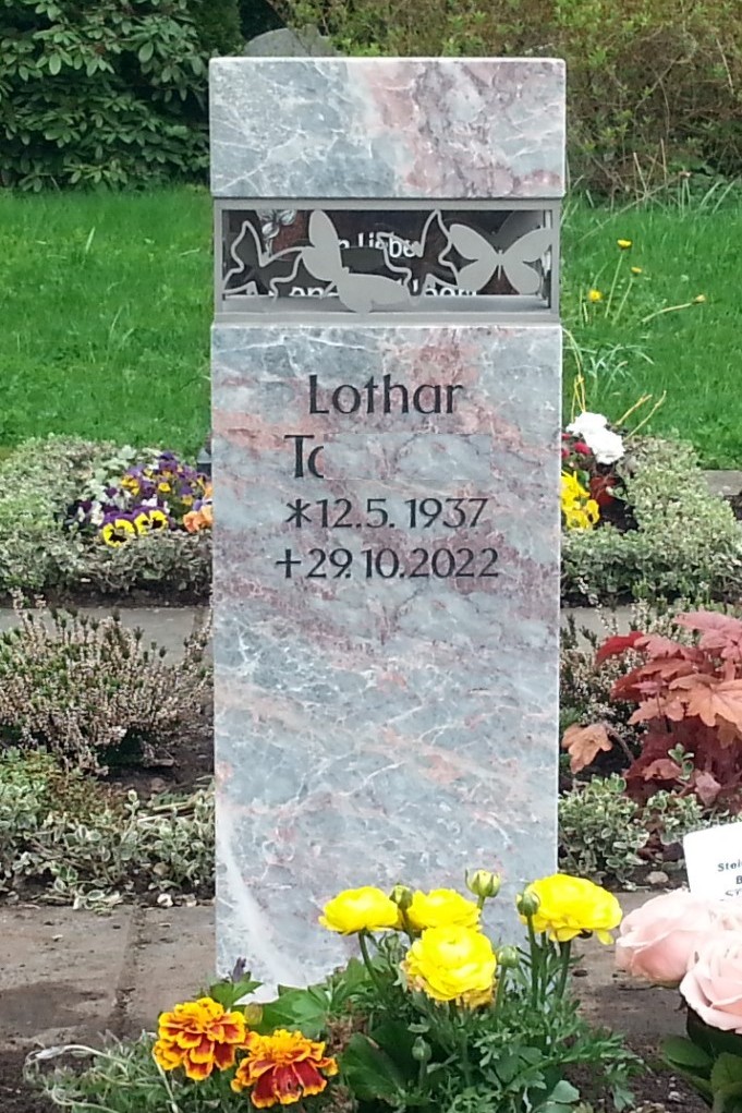 Stein Schneider Grabsteine