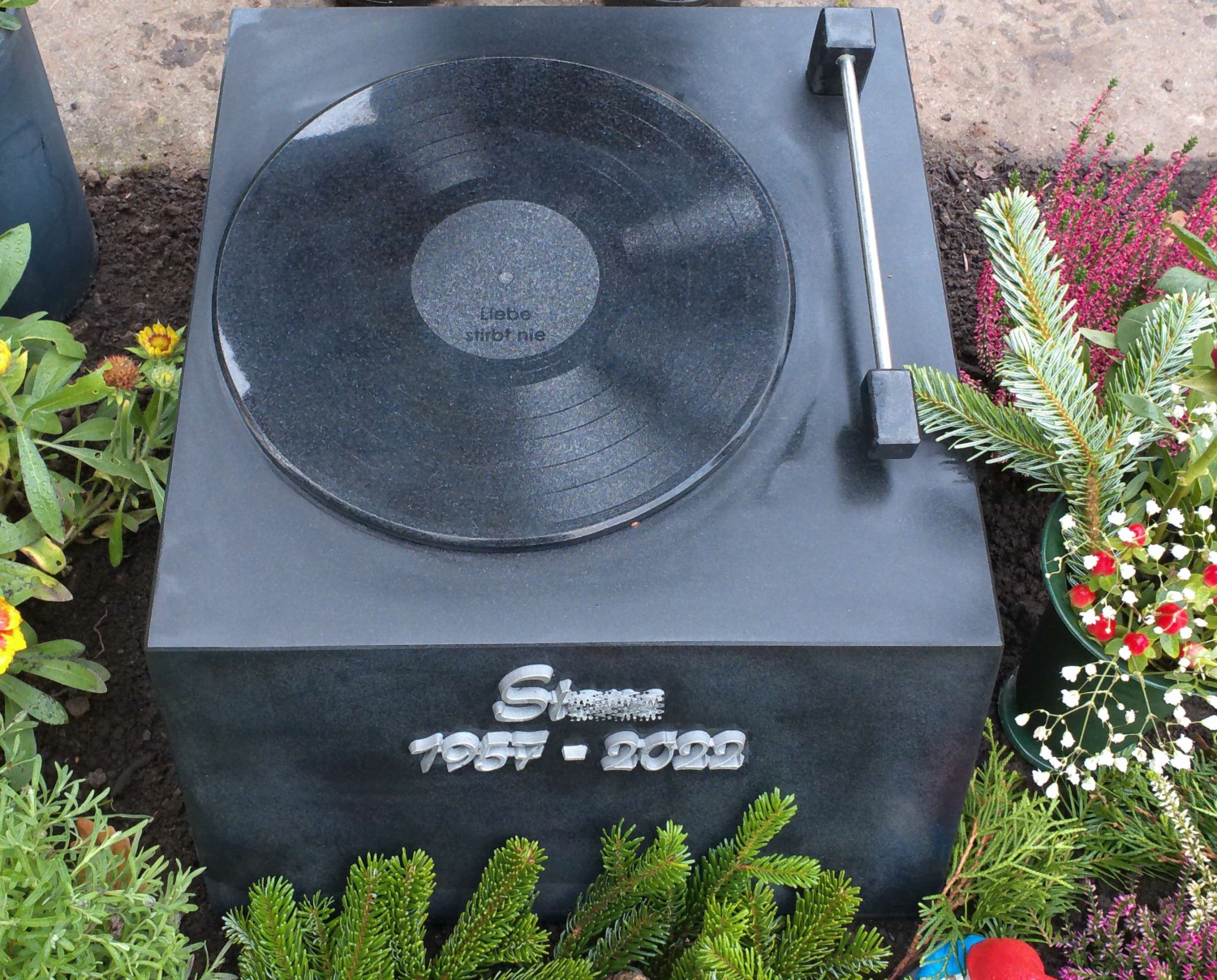 Stein Schneider Grabsteine